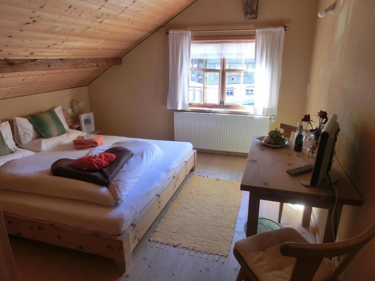 Naze'S Hus Mellau Hotell Eksteriør bilde