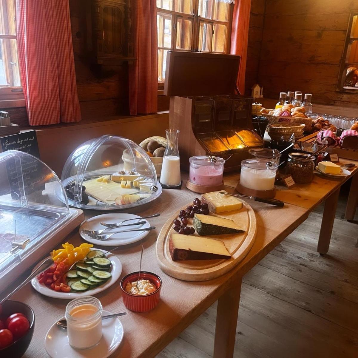 Naze'S Hus Mellau Hotell Eksteriør bilde